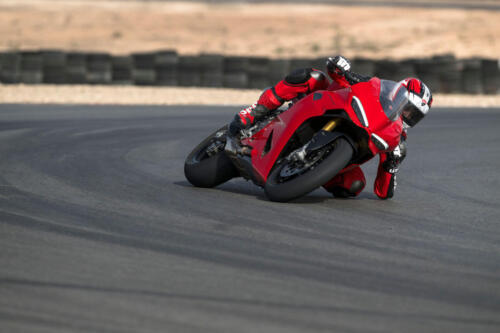 MY25_PANIGALE_V2S_DINAMICHE _10__UC719963_High