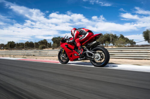 MY25_PANIGALE_V2S_DINAMICHE _5__UC719959_High