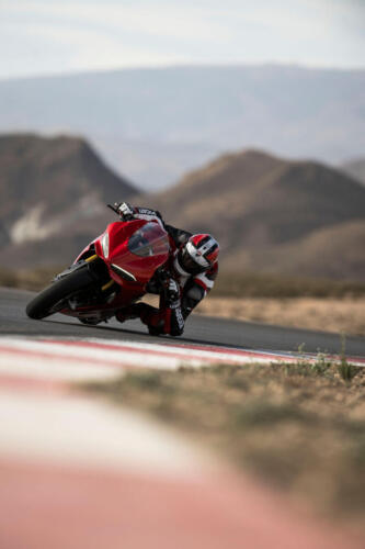 MY25_PANIGALE_V2S_DINAMICHE _6__UC719961_High