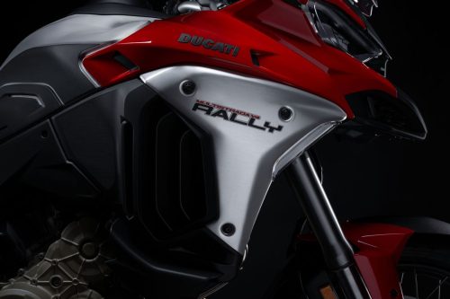 MY26_MULTISTRADA_V4_RALLY_DUCATI_RED _11__UC856442_High