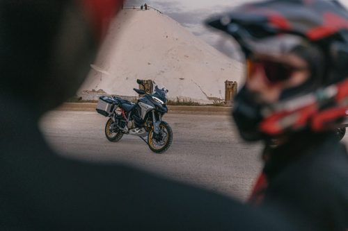 MY26_MULTISTRADA_V4_RALLY_STATICS_HERO _15__UC856396_High