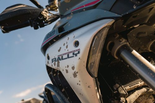MY26_MULTISTRADA_V4_RALLY_STATICS_HERO _23__UC856366_High