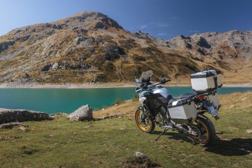 MY26_MULTISTRADA_V4_RALLY_STATICS_HERO _6__UC856388_High