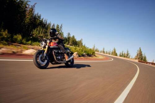 OE_SpeedTwin1200RS_MY25_003626_JP
