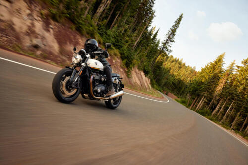 OE_SpeedTwin1200_MY25_005091_JP