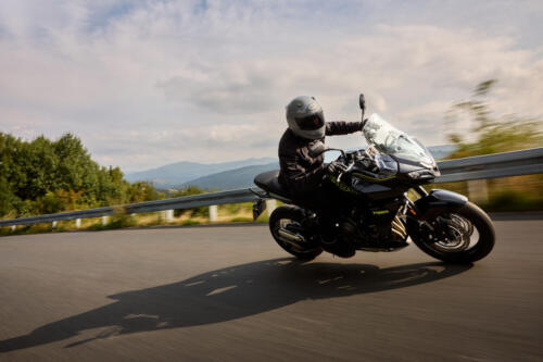 OE_TigerSport800_MY25_06139_JP