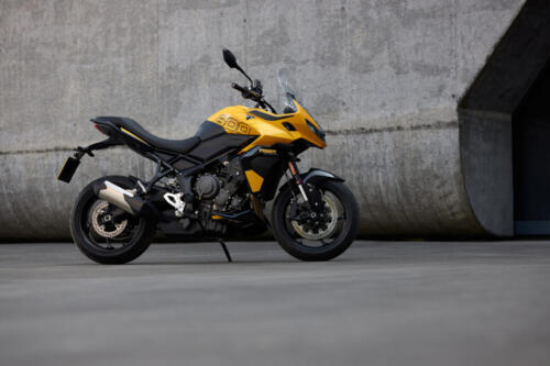 OE_TigerSport800_MY25_70130_JP