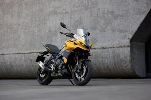 OE_TigerSport800_MY25_70140_JP