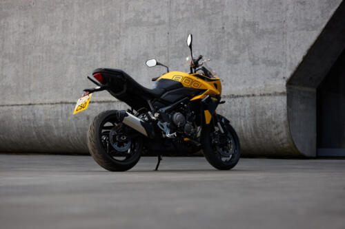 OE_TigerSport800_MY25_70150_JP