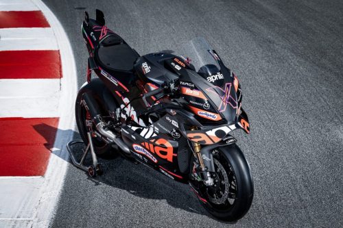RSV4 X-GP_Launch_01