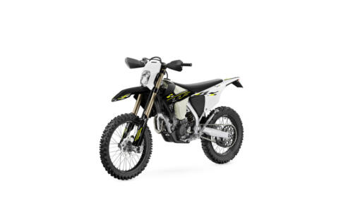 TF-250-E_MY25_Jet-Black_LHS-Front-Angle