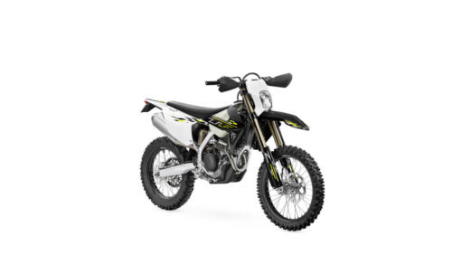 TF-250-E_MY25_Jet-Black_RHS-Front-Angle