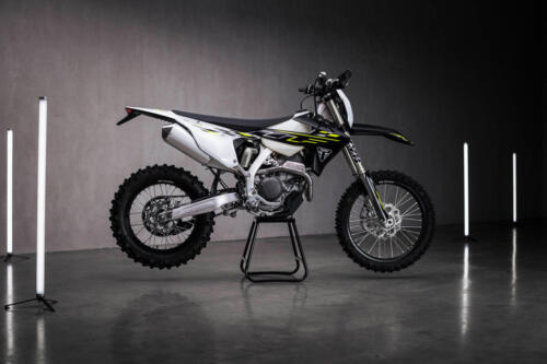 TF250E_MY25_05_GE