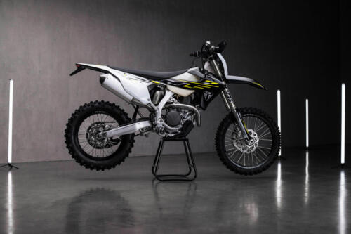 TF450E_MY25_8534_GE