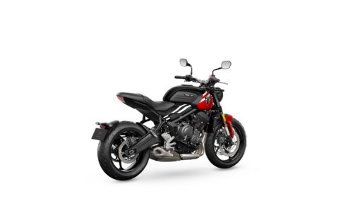 Trident-660_MY25_Diablo-Red_RHS-Rear-Angle