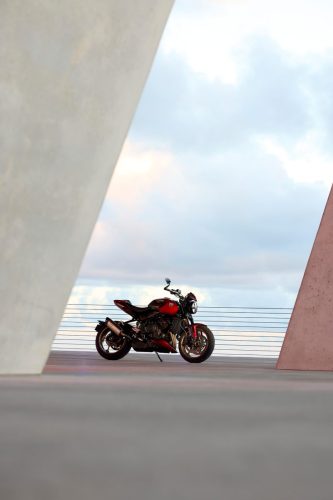 Trident_800_ACC_MY26_02985_JP