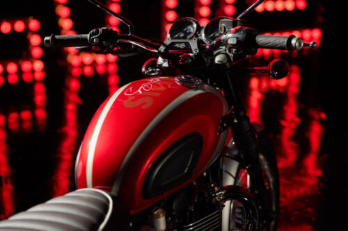Triumph BONNEVILLE T120 ELVIS PRESLEY LIMITED EDITION (9)