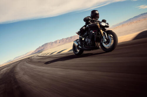 Triumph SPEED TRIPLE 1200 RS - 2025 (24)