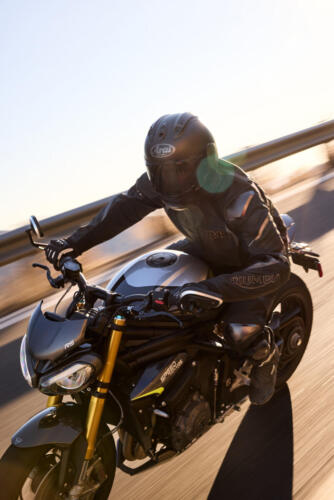 Triumph SPEED TRIPLE 1200 RS - 2025 (3)