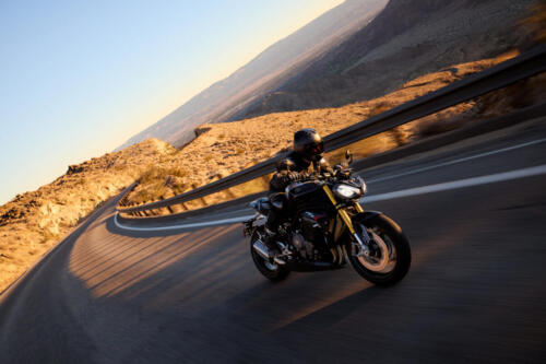 Triumph SPEED TRIPLE 1200 RS - 2025 (40)