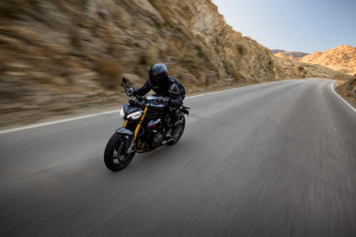 Triumph SPEED TRIPLE 1200 RS - 2025 (42)