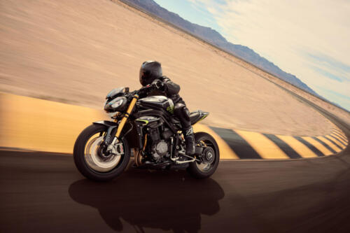 Triumph SPEED TRIPLE 1200 RS - 2025 (65)