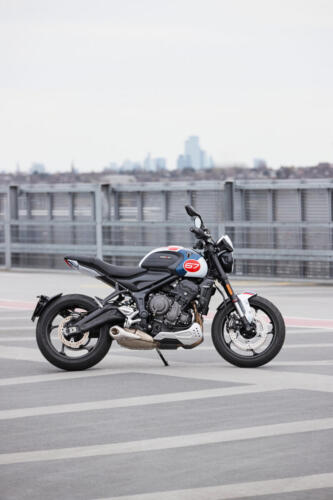 Triumph Trident 660 Triple Tribute Edition - 2024 (17)